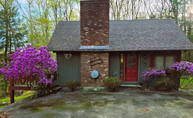 240 Old Bristol Road, New Hampton, NH 03256