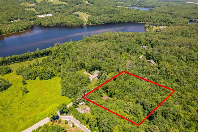 240 Old Bristol Road, New Hampton, NH 03256