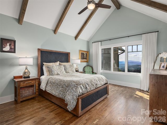 31 Wonderland Ridge Lane, Fairview, NC 28730