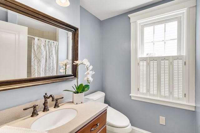 38 Jenness St, Quincy, MA 02169