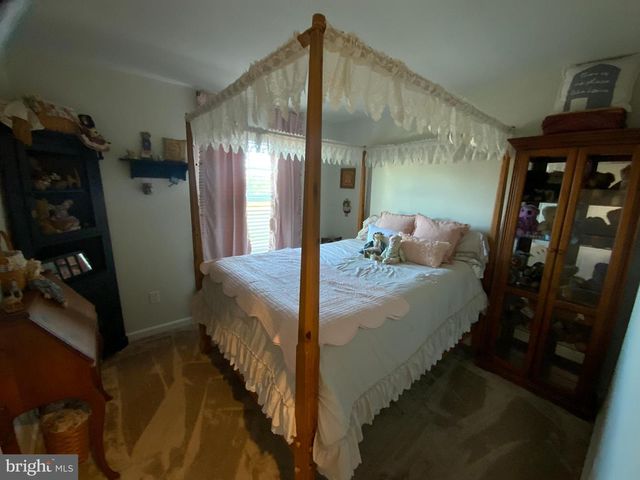 17854 MERIWETHER LEWIS ST, Ruther Glen, VA 22546