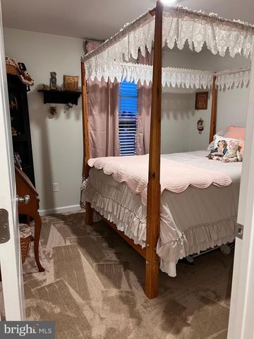 17854 MERIWETHER LEWIS ST, Ruther Glen, VA 22546
