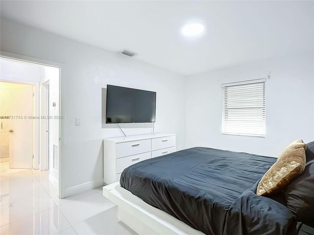 35 SW 63rd Ct, Miami, FL 33144