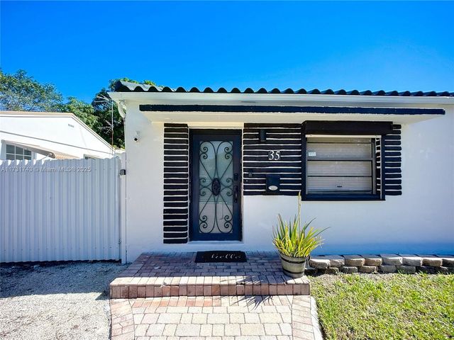 35 SW 63rd Ct, Miami, FL 33144