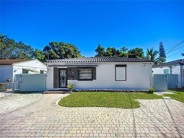 35 SW 63rd Ct, Miami, FL 33144