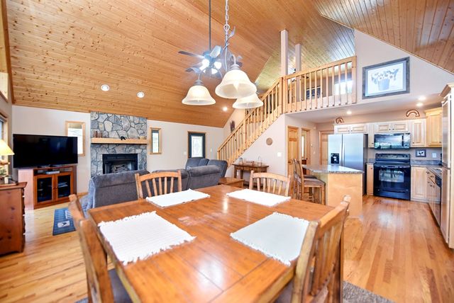 160 Serenity Pointe Drive, Murphy, NC 28906