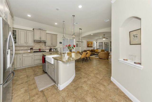 17642 Plumeria Lane, Dallas, TX 75252