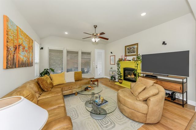 17642 Plumeria Lane, Dallas, TX 75252