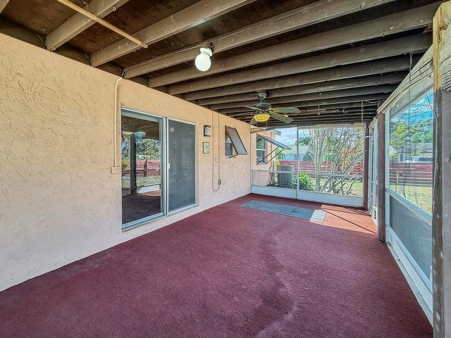 4387 Appian Way, Greenacres, FL 33463