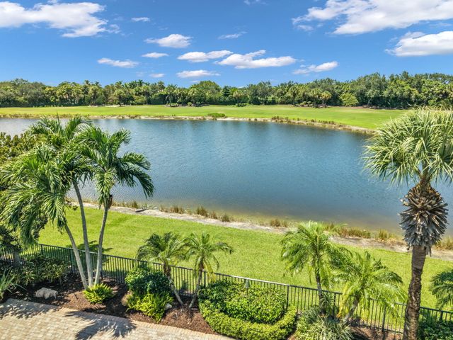 131 Porto Vecchio Way, Palm Beach Gardens, FL 33418