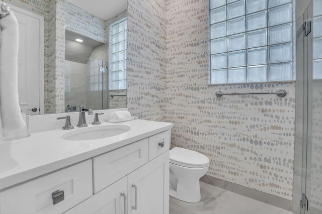 131 Porto Vecchio Way, Palm Beach Gardens, FL 33418
