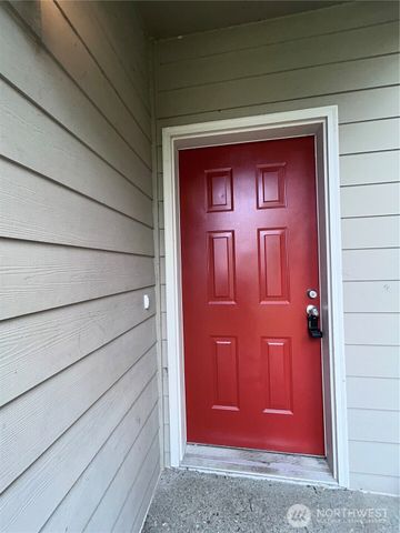 767 Oakhurst Drive, Pacific, WA 98047