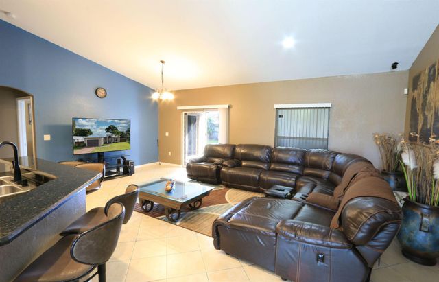 232 SE Verada Avenue, Port St Lucie, FL 34983