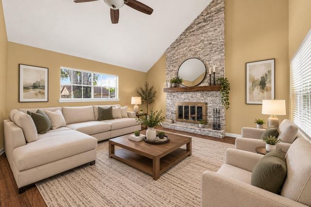 12818 Huntington Field Drive, Houston, TX 77099