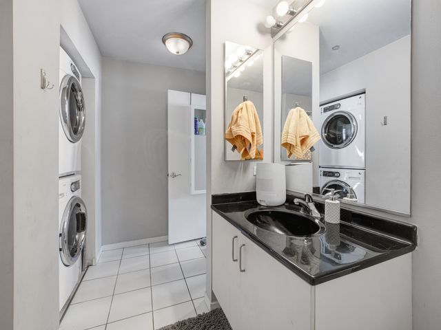 600 N Kingsbury Street 906, Chicago, IL 60654