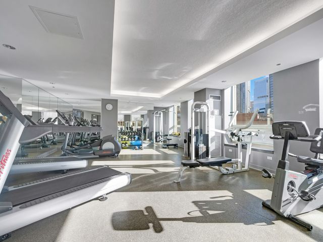 600 N Kingsbury Street 906, Chicago, IL 60654