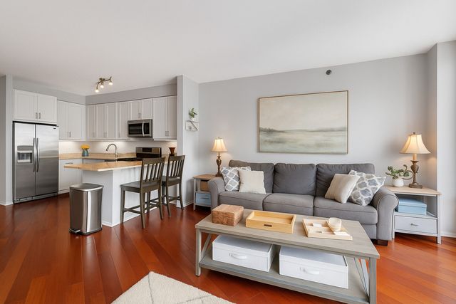 600 N Kingsbury Street 906, Chicago, IL 60654