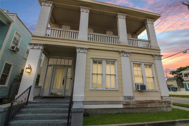1902 Church St 6, Galveston, TX 77550