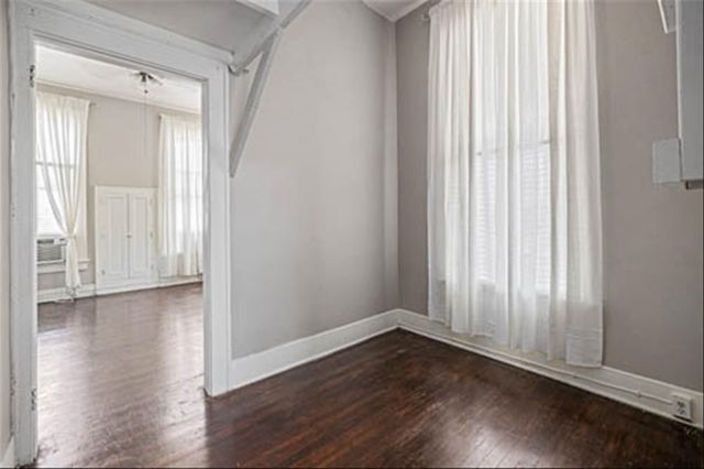 1902 Church St 6, Galveston, TX 77550