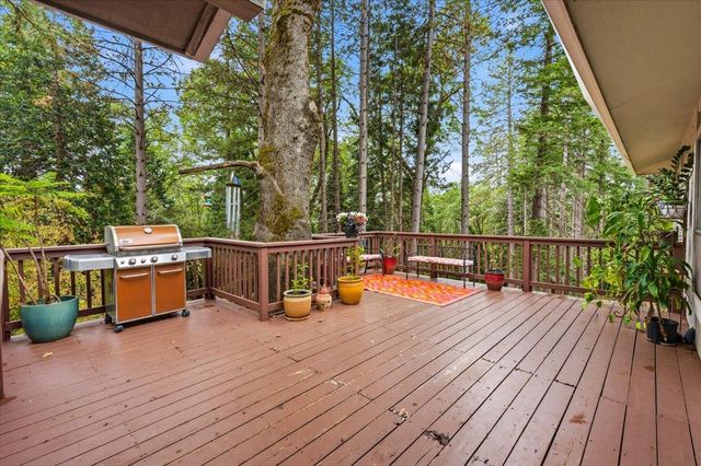 12669 Greenfields Way, Grass Valley, CA 95945