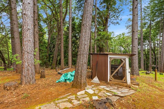12669 Greenfields Way, Grass Valley, CA 95945