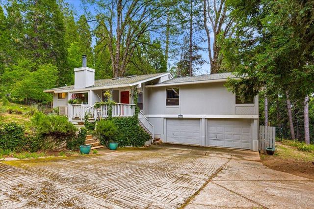 12669 Greenfields Way, Grass Valley, CA 95945