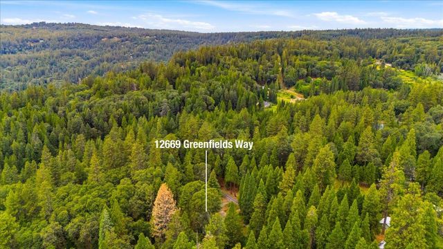 12669 Greenfields Way, Grass Valley, CA 95945