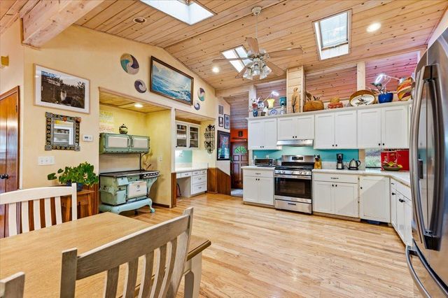 12669 Greenfields Way, Grass Valley, CA 95945