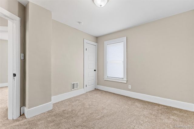 14856 Santa Rosa Drive, Detroit, MI 48238