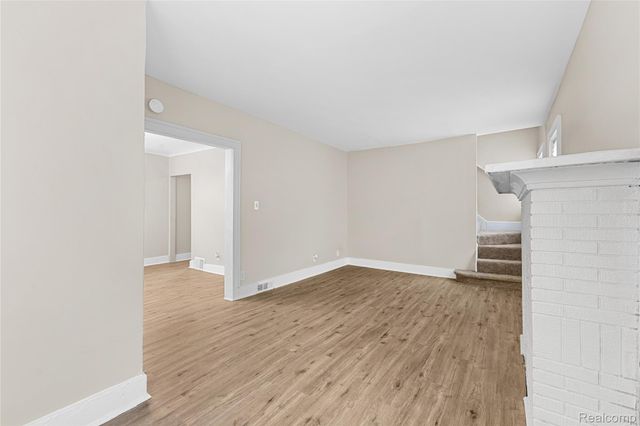 14856 Santa Rosa Drive, Detroit, MI 48238