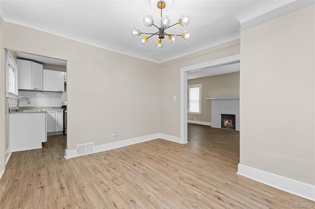 14856 Santa Rosa Drive, Detroit, MI 48238