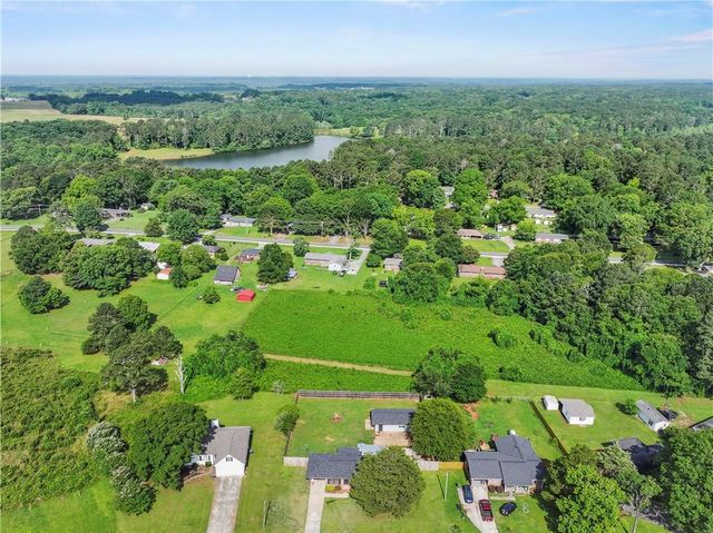 617 Lakeview Drive, Monroe, GA 30656