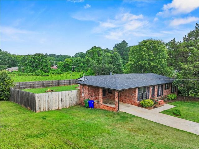617 Lakeview Drive, Monroe, GA 30656