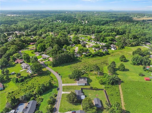 617 Lakeview Drive, Monroe, GA 30656