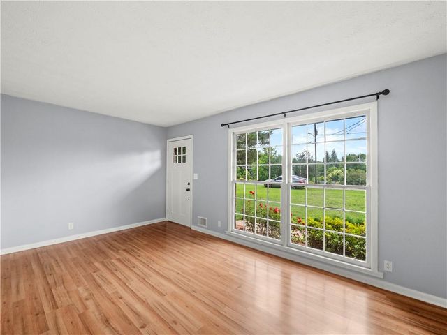 617 Lakeview Drive, Monroe, GA 30656