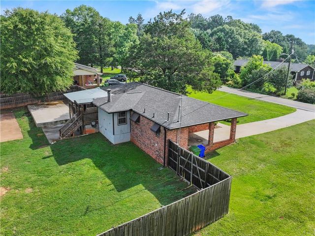 617 Lakeview Drive, Monroe, GA 30656