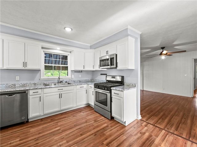 617 Lakeview Drive, Monroe, GA 30656