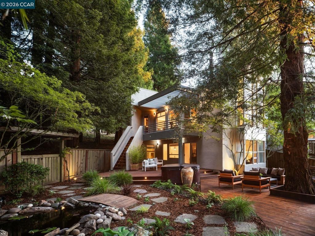 Image 2 of property listing at 6 Dorothy Pl, Berkeley, CA 94705