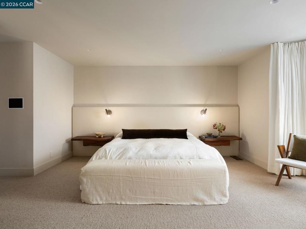 Image 20 of property listing at 6 Dorothy Pl, Berkeley, CA 94705