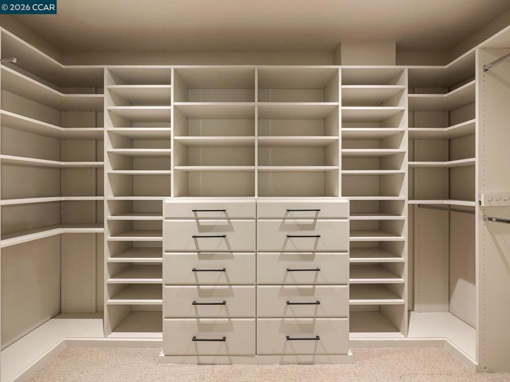 Image 21 of property listing at 6 Dorothy Pl, Berkeley, CA 94705