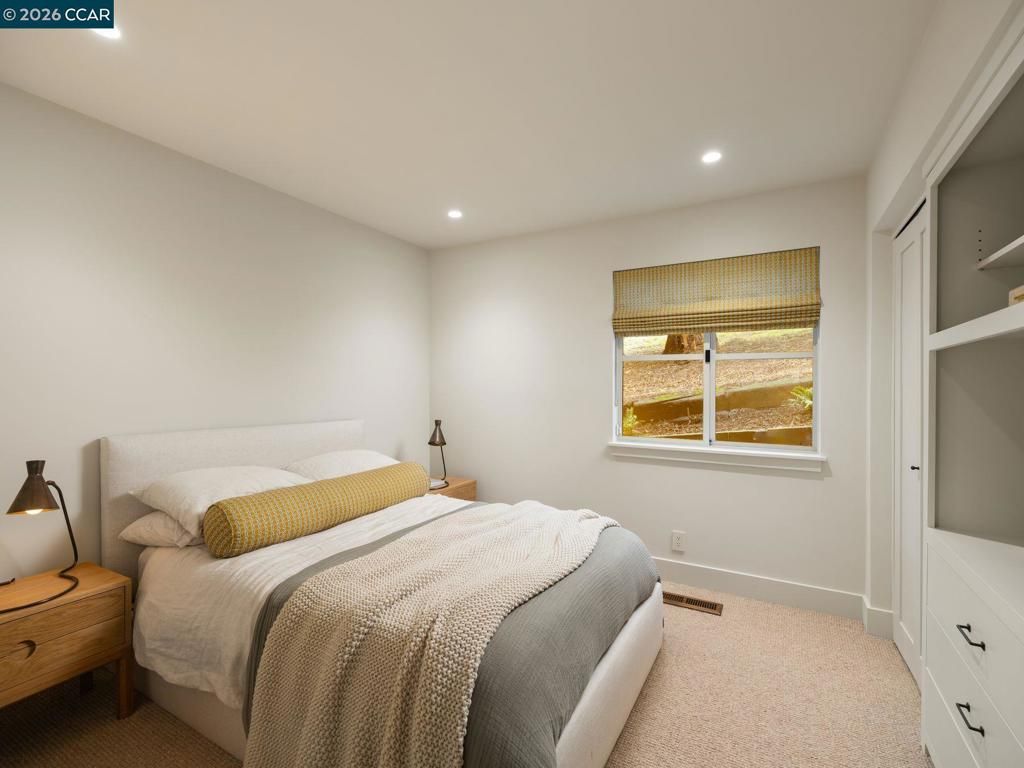 Image 27 of property listing at 6 Dorothy Pl, Berkeley, CA 94705