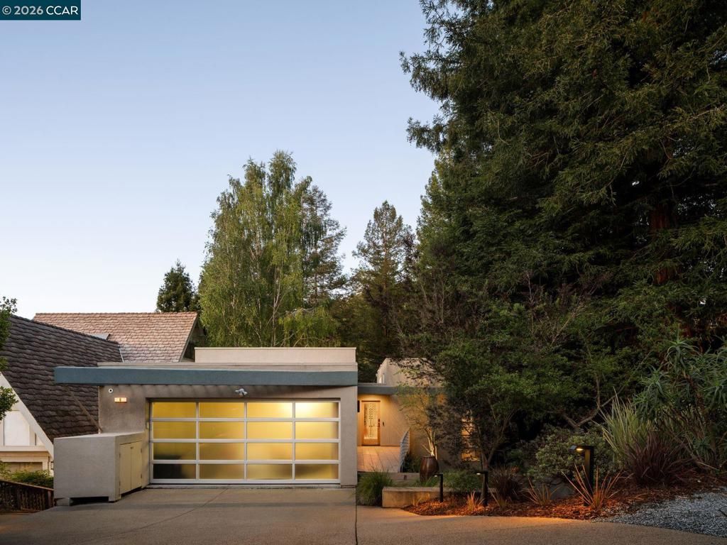 Image 36 of property listing at 6 Dorothy Pl, Berkeley, CA 94705