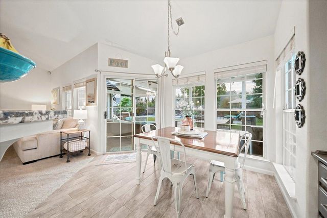 903 Graf Ct, Roseville, CA 95661