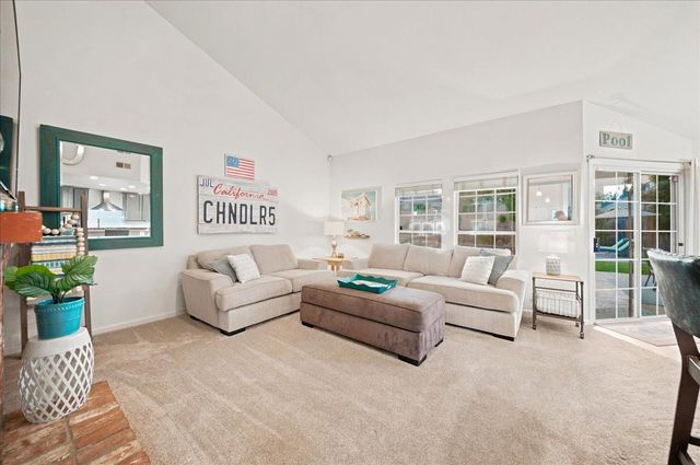 903 Graf Ct, Roseville, CA 95661