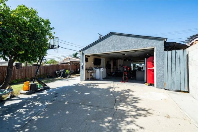 151 Grace, La Habra, CA 90631