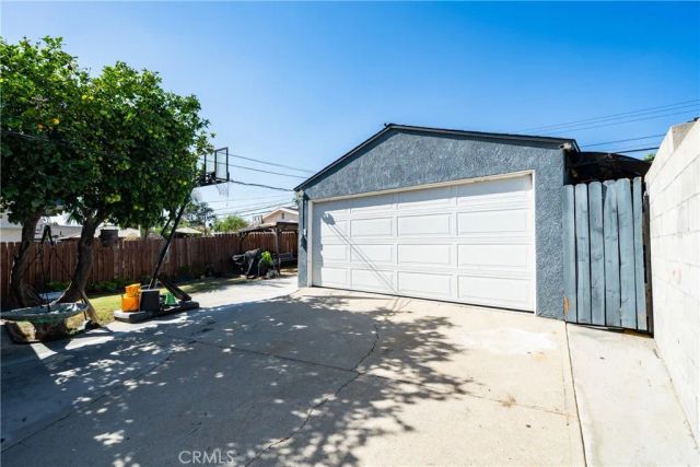 151 Grace, La Habra, CA 90631