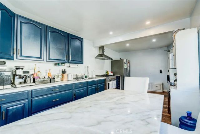 151 Grace, La Habra, CA 90631