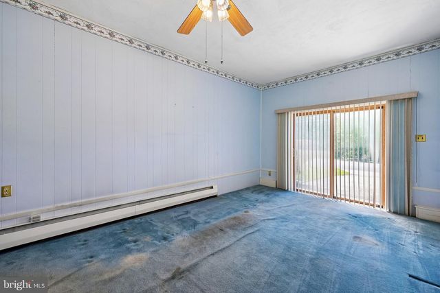 401 LAKE DR, Mount Holly, NJ 08060