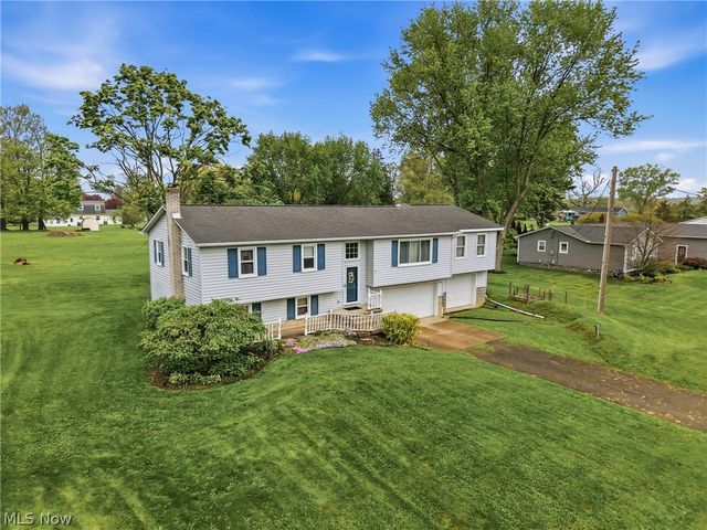 42866 Apples Way Drive, Leetonia, OH 44431