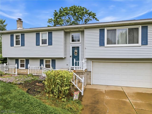 42866 Apples Way Drive, Leetonia, OH 44431